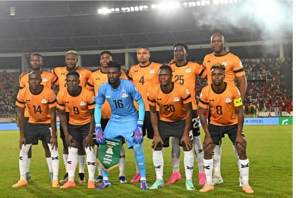 也迫使足协 也迫使足协